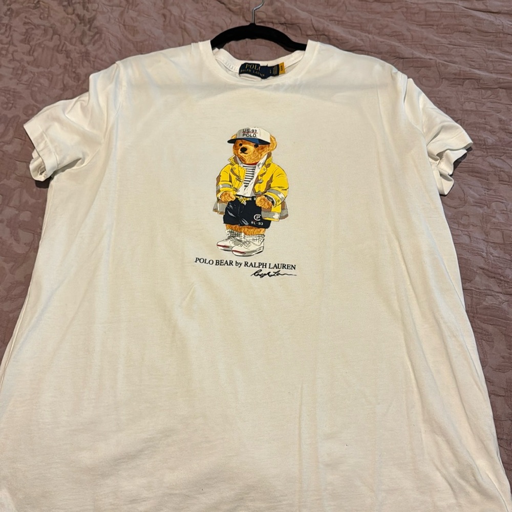 Men’s large polo tshirt